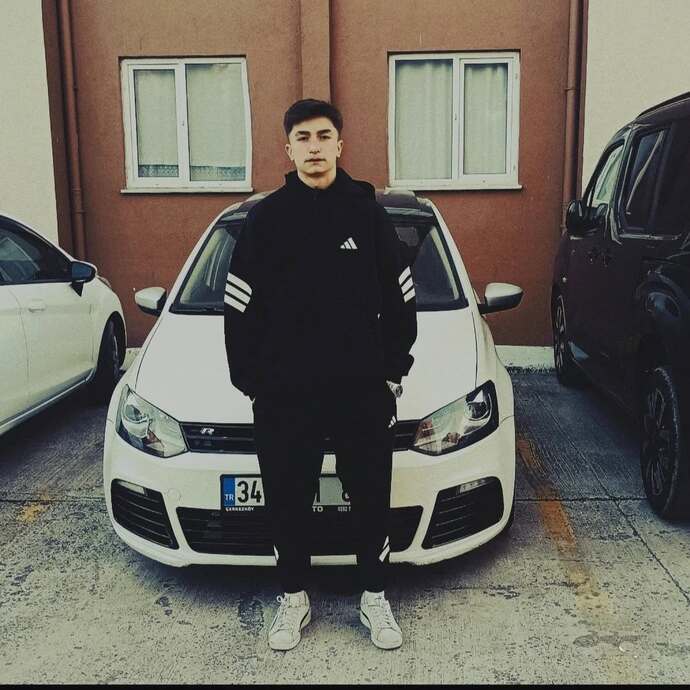 Sizce bu davranışlara bakınca nasıl bir kişiliği var gibi duruyor?
