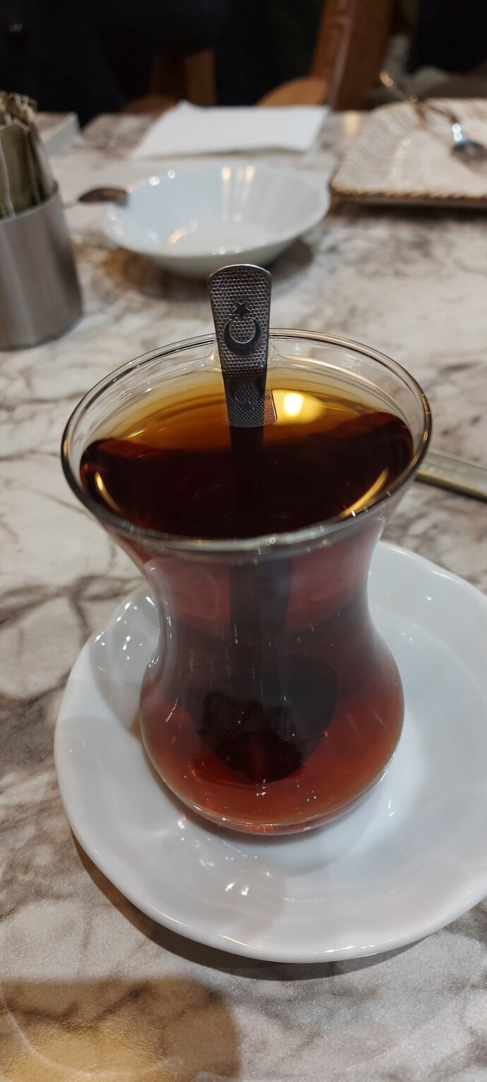 Çay mı kahve mi, senin vazgeçilmez içeceğin hangisi ve neden?