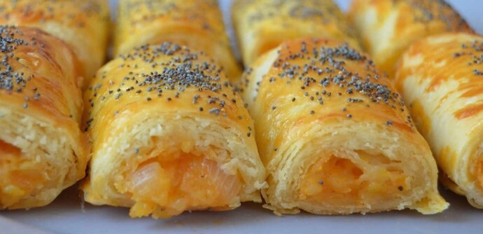 Milföy börek mi simit mi daha çok seversiniz, kahvaltıda hangisini seçersiniz?