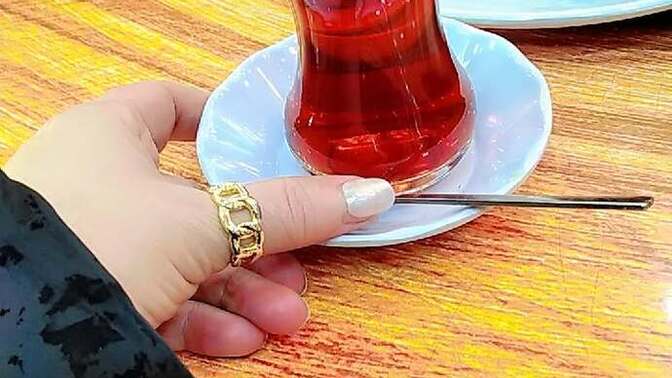 Başka sorularda tanıdık arkadaşlarıma denk gelince gurbette köylümü görmüş gibi mutlu oluyorum sizede öyle oluyor mu 😂?