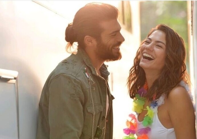 Kadınlar kendini güldüren erkeklerden hoşlanır denir, erkekler için de aynı şey geçerli mi?