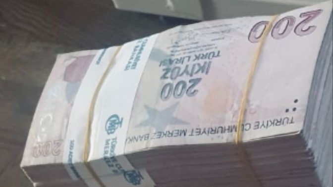 Elinde 100.000 TL var: Hepsini altına mı koyarsın, harcar mısın?