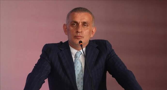 TFF Başkanı Hacıosmanoğlu’nun futbolculara villa jesti ve ‘parayı mezara götürmeyeceğiz’ çıkışı hakkında ne düşünüyorsunuz?
