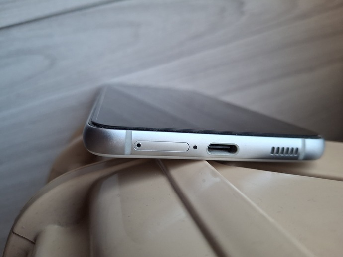 Telefon iğnesi yok nasıl simkarti koyucam?