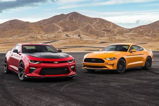 Mustang vs Camaro hangisi daha iyi, hangisini ve neden tercih edersiniz?