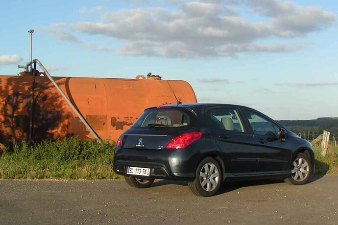 Araç almayı düşünüyorum, hatchback modellerden ne önerirsiniz?