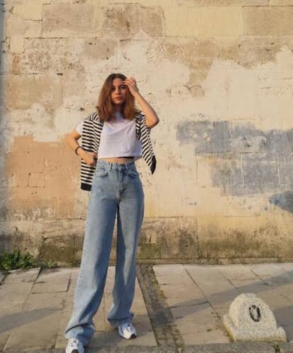 Bu sezonun favorisi! Retro jean pantolonlar geri dönmeli mi?