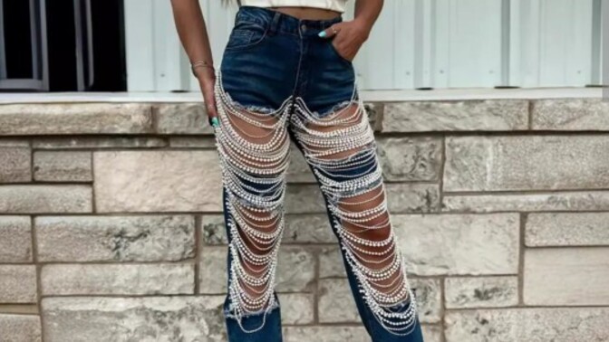 Mücevherli Jean pantolon olur mu? Giymeye cesaretin var mı?