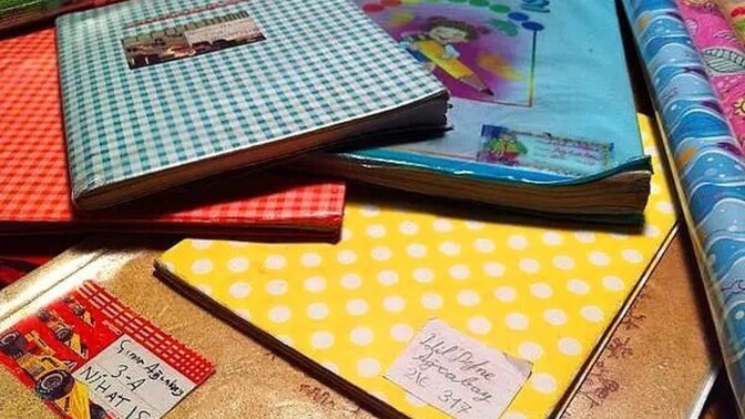 Okul çağında kitap, defter kapladın mı hiç?