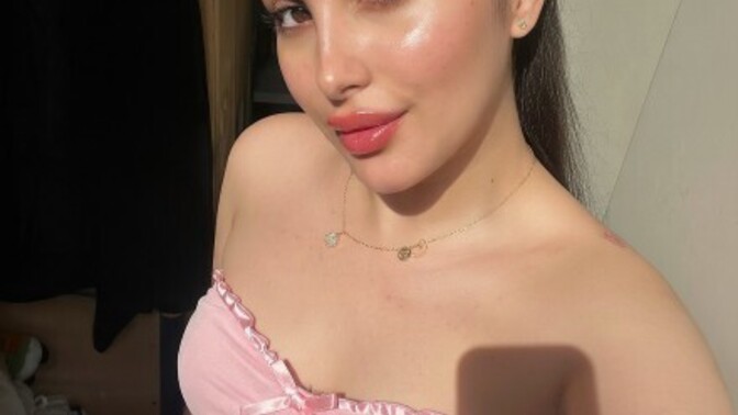 Pembe giyer misiniz, pembe kıyafet giymek sizce kadınsı mı?