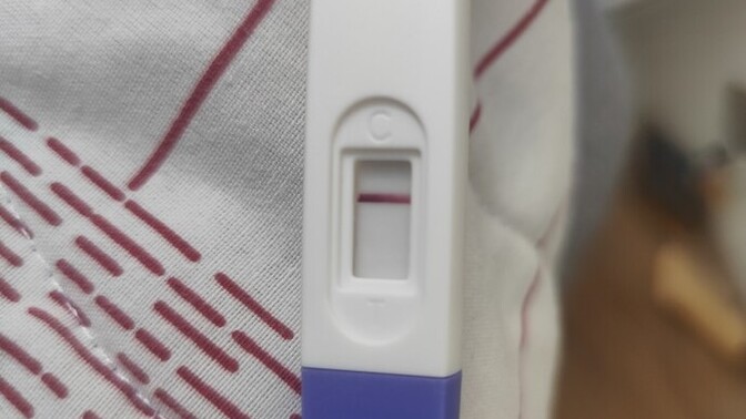 Adet günümde test sonucu silik çıktı, hamilelik var mı?