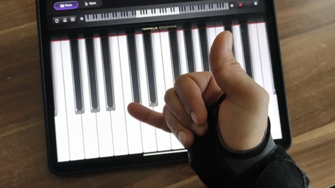 Bu ara piano çalmayı öğreniyorum, sen neyi merak ediyorsun ve neden?