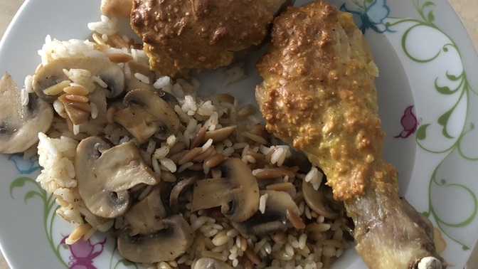 Mantarlı pilav ve çıtır soslu tavuk yaptım nasıl görünüyor?