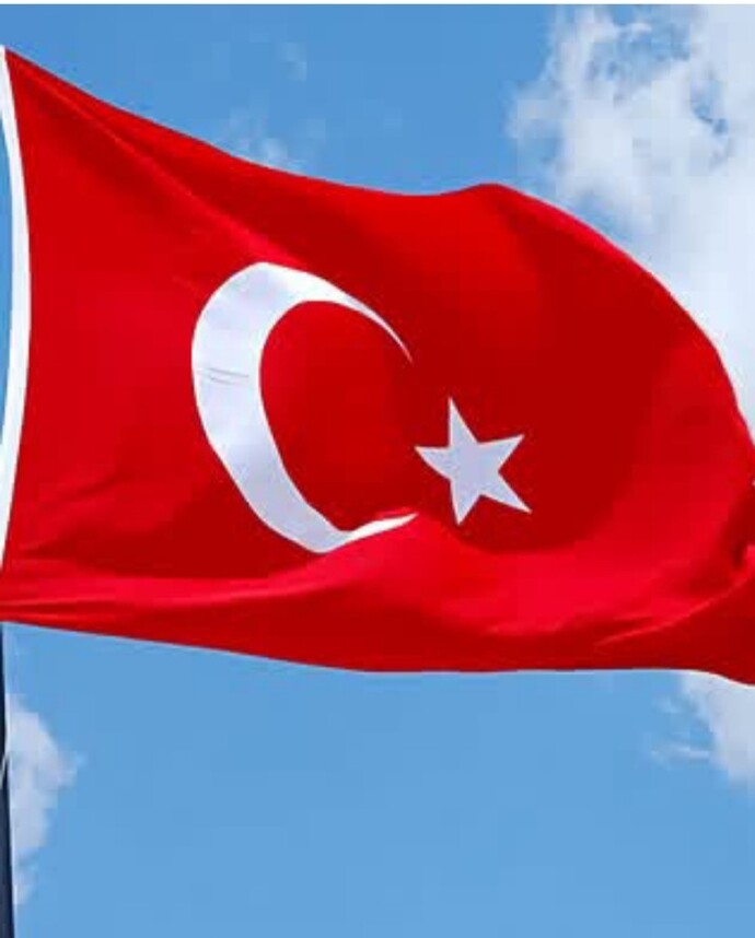 Gerçek vatan sevgisi nedir, ülke ve vatan arasındaki fark sizce ne?