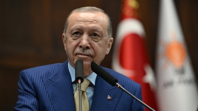 Benim sana olan bu sevdam bitmez dediğiniz birileri var mı?