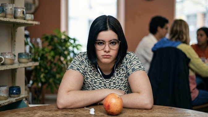 164 cm boy, 95 kiloyum. Hep çok zayıftım, ilk defa bu kadar kilo alınca özgüvenim yerle bir oldu. Nasıl kurtulurum bu kilolardan?