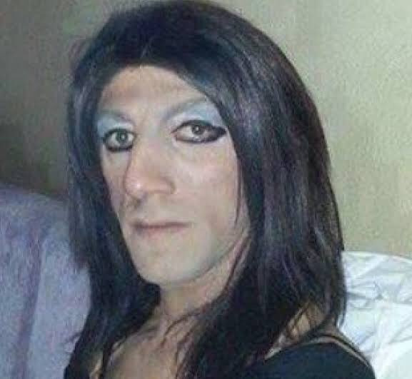 Buradaki Mahmutlar neden kız olduklarına bu kadar inanmışlar?