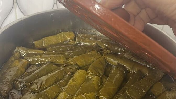 Zeytin yağlı yaprak sarması sever misiniz?