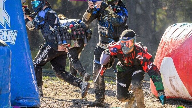 Paintball savaşına girsek sitede kiminle takım olursun?