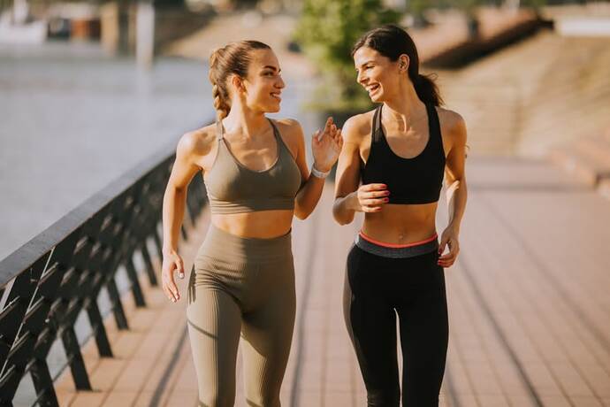 Fit ve formda bir vücudun olsa bile düzenli spor yapar mısın?