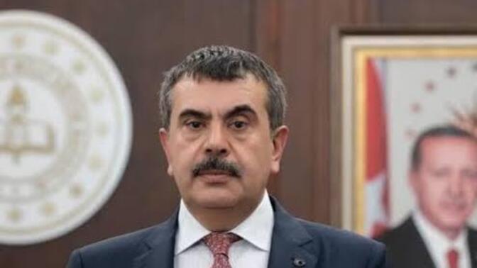 Yusuf Tekin Japon eğitim sistemiyle bizi mi örnek alıyor, Japonların böyle adaletsiz bir eğitim modeline gerçekten ihtiyacı var mı?