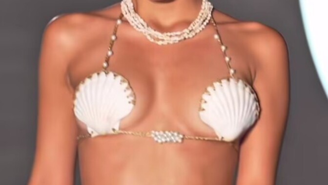 Midye kabuğu bikini sizce nasıl duruyor, günlük hayatta giyilir mi?