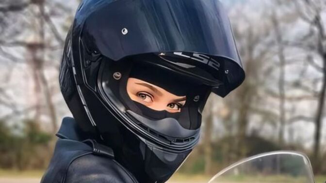 Motorcu kadınların bakışı neden hep sert olur?