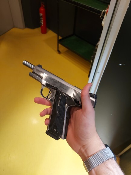 Daha önce hiç silah kullandın mı?