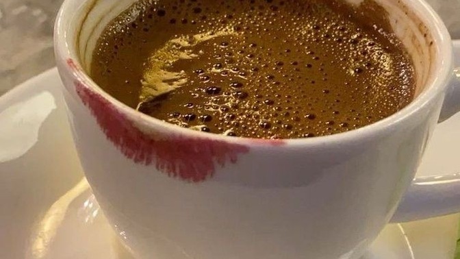 Türk kahvesinin sizce gerçekten bir içme saati var mı?