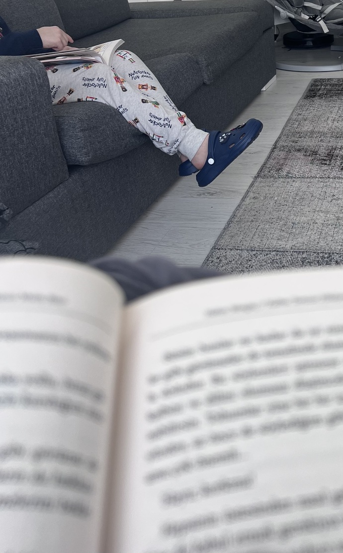 Oğluyla kitap okuma günümüz bakalım önce kim bitirip anlatacak🤣👌