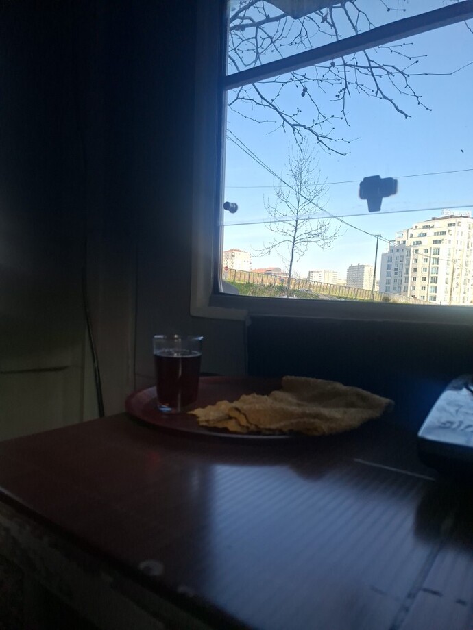 Günaydın size çay mı ısmarlayayım yoksa kahve mi tercih edersiniz?