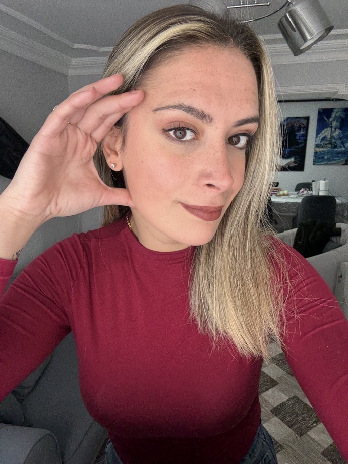 Hellooo makyajım kötü mü olmuş sizce?