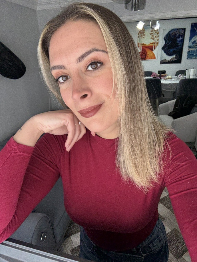 Hellooo makyajım kötü mü olmuş sizce?
