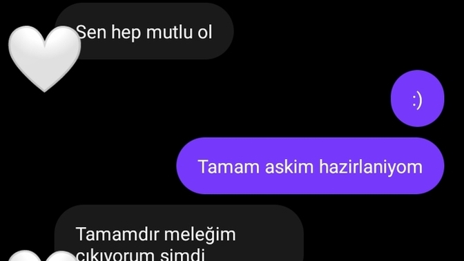 Sevgilim beni çok seviyor ama aklım eski sevgilimde kaldı, ne yapmalıyım?