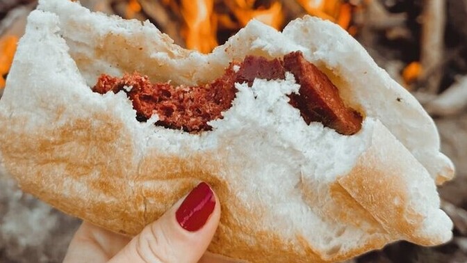 Sucuk ekmek sever misiniz?