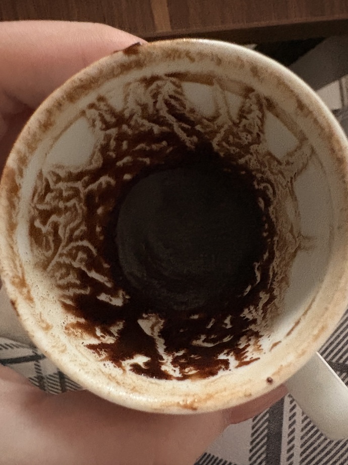 Kahve falı bakan var mı, ücretsiz online kahve falıma bakabilir mi?