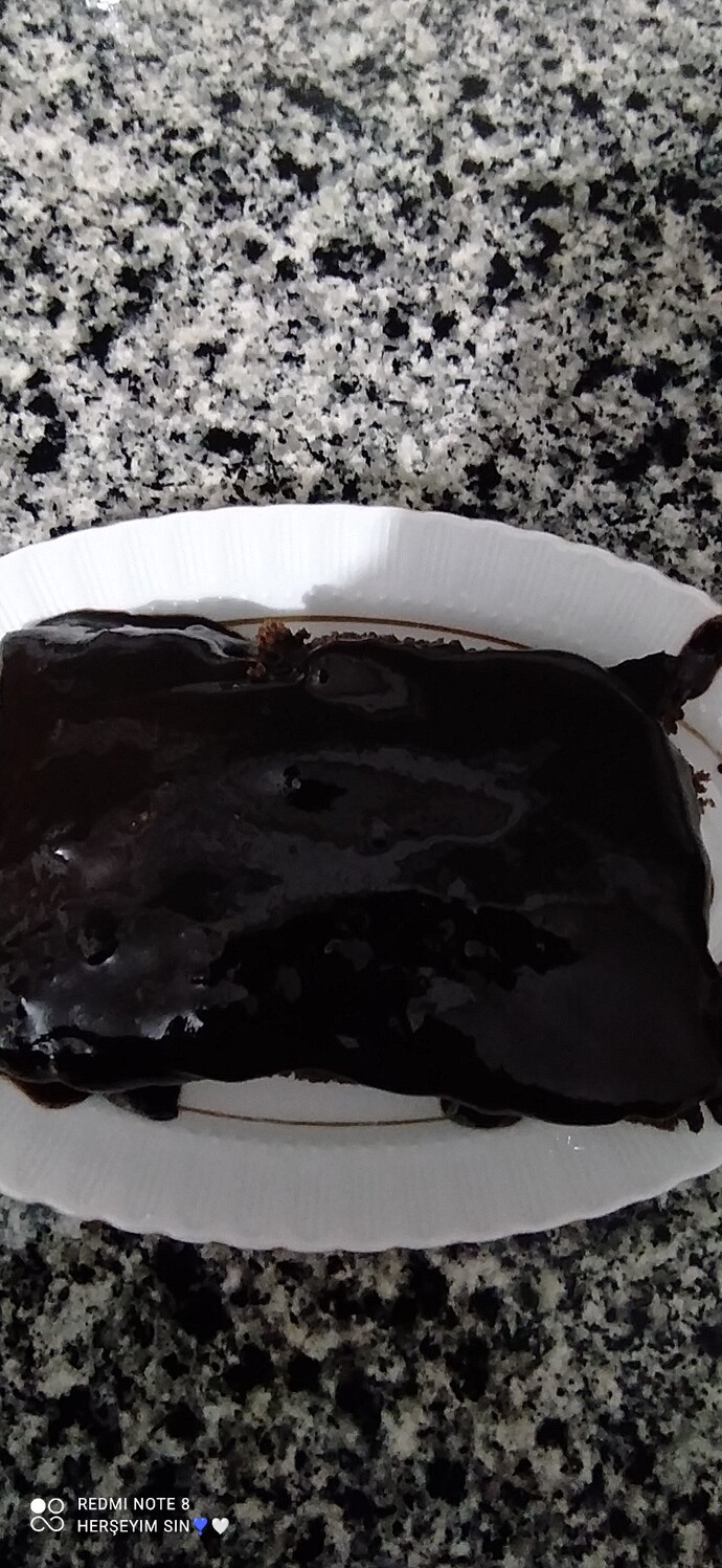 Canınız sıkılınca siz de mutfağa girip yemek ve tatlı yapıyor musunuz?