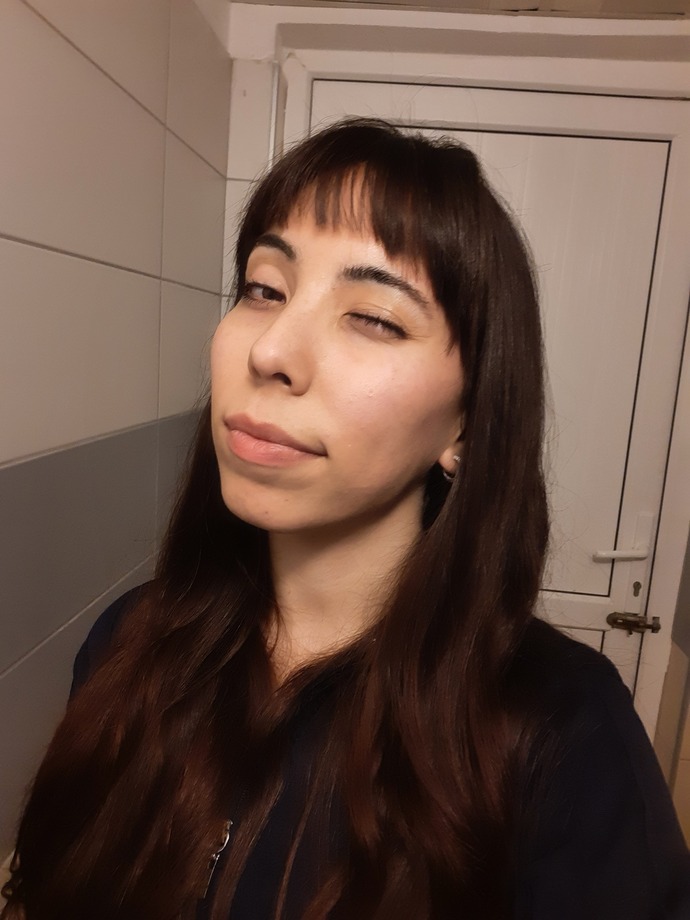 Yüzüme odaklanın 12 saat iş sonrası saçıma boş versenize jdjshdh
