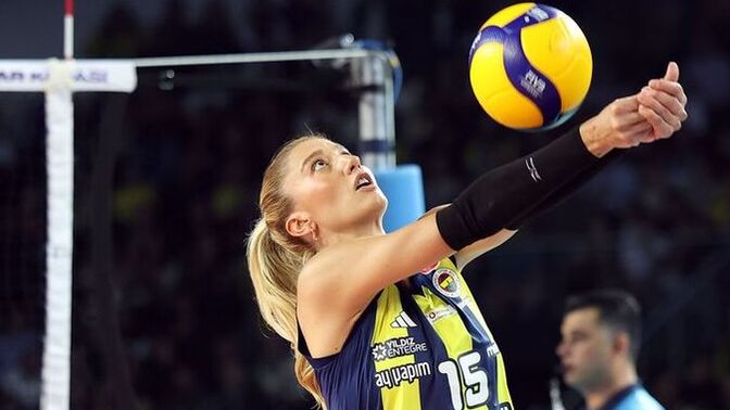 Voleybol oynamayı denedin mi, sevdiğin bir spor mu, voleybolcu olmayı ister miydin?