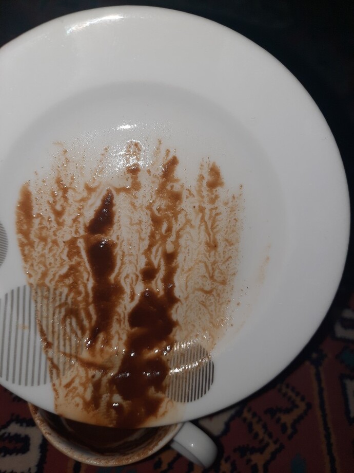 Resimden falıma bakar mısınız, ne görüyorsunuz gerçekten merak ediyorum?