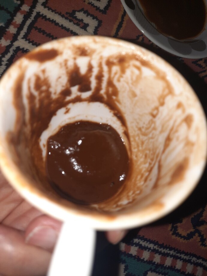 Resimden falıma bakar mısınız, ne görüyorsunuz gerçekten merak ediyorum?