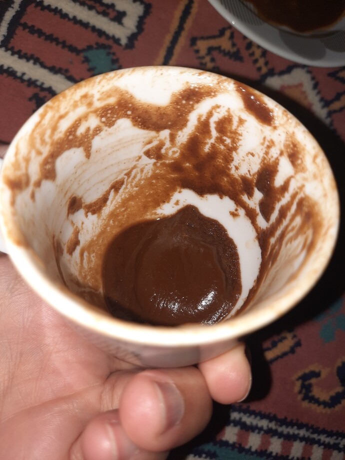 Resimden falıma bakar mısınız, ne görüyorsunuz gerçekten merak ediyorum?