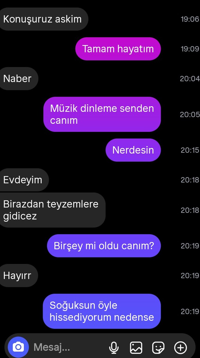 Sizce de soğuk davranmıyor mu?