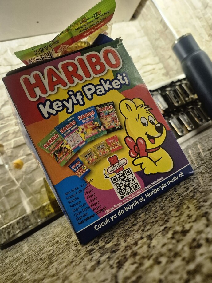 Haribo istermisiniz kimle paylaşayım?