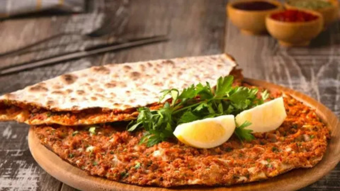 Tantuninin yanında en iyi, milkşeyk mi gider yoksa mercimek çorbası mı?