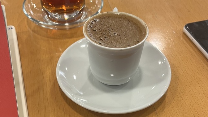 Kimler kahve içmek ister?