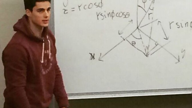 Matematiği iyi olan erkek mi daha çekici, yoksa tarih bilgisi yüksek erkek mi daha cazip?