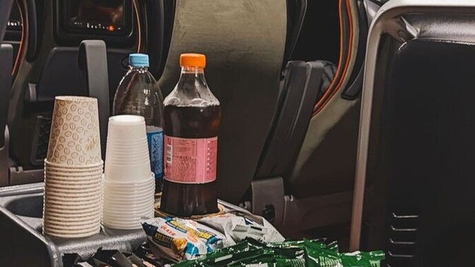 Otobüs yolculuğunun en güzel yanı ikramlar mı, kafanı yaslayıp camdan dışarıyı izlemek mi?