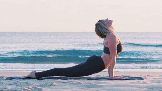 Okyanus kıyısında yoga yaptın mı ileride yapmak ister misin?