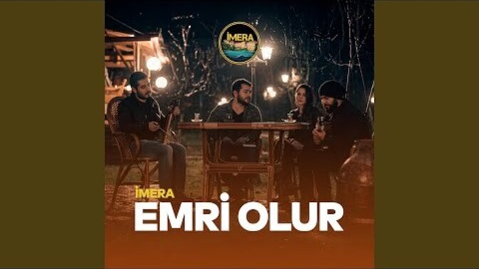 Sizin hiç aşk acınız olmamasına rağmen şarkılar hüzünlendiriyor mu, dinlerken içinizi ne kaplıyor?